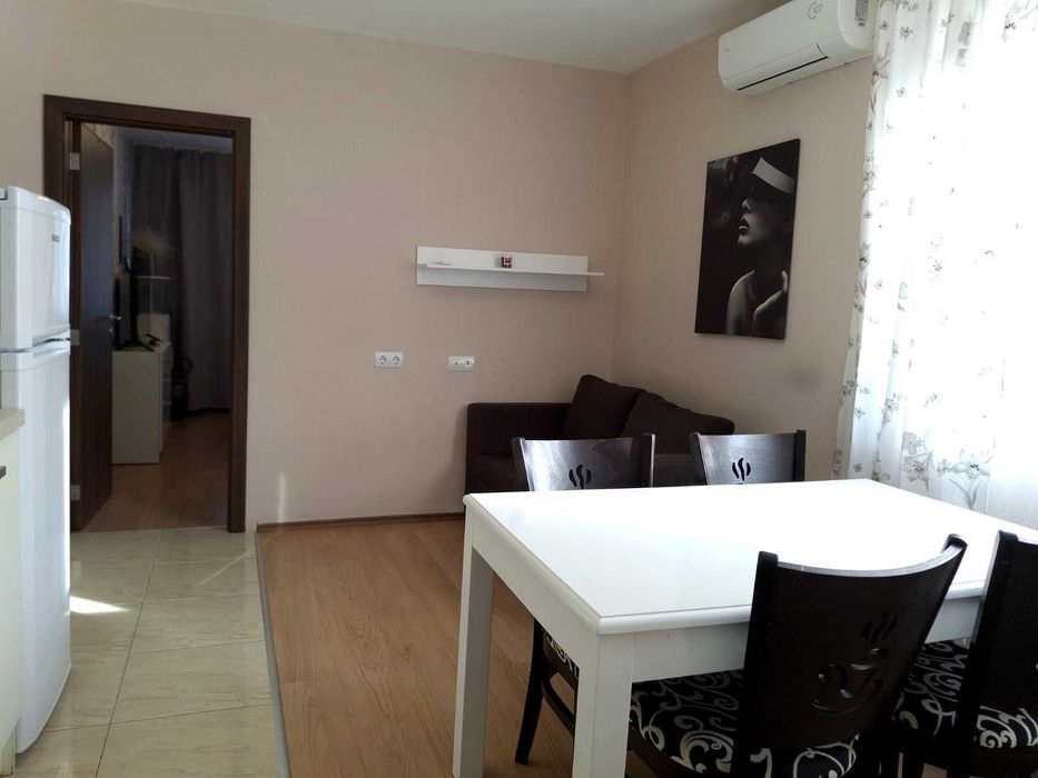 Тристаен апартамент за продажба в Слънчев бряг