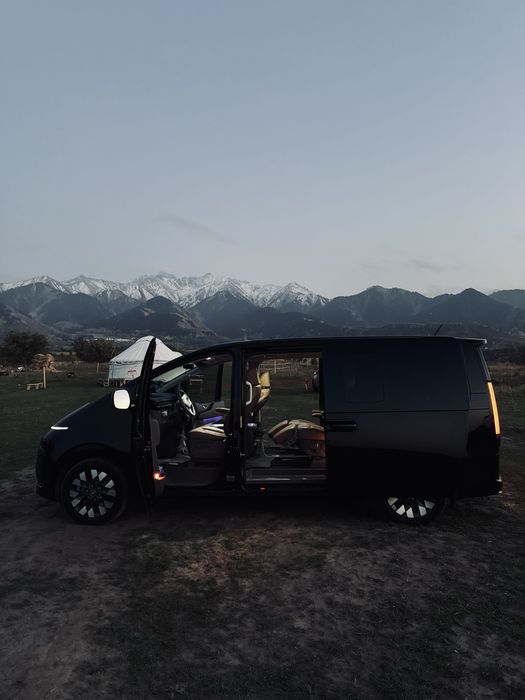 Аренд минивен Hyundai Staria