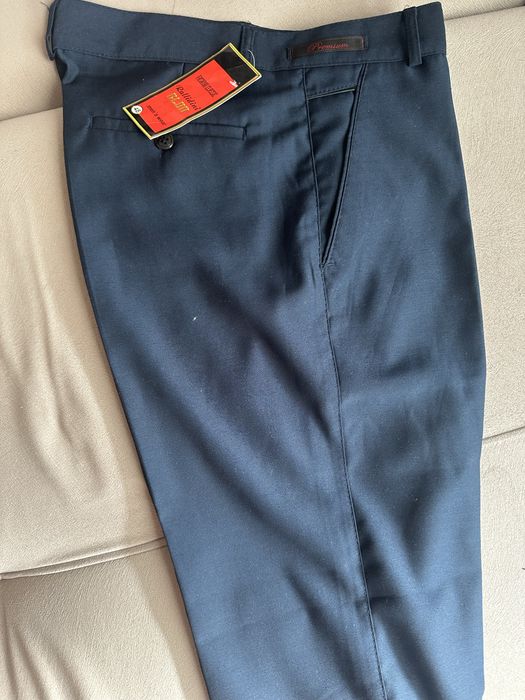 школьные брюки новые