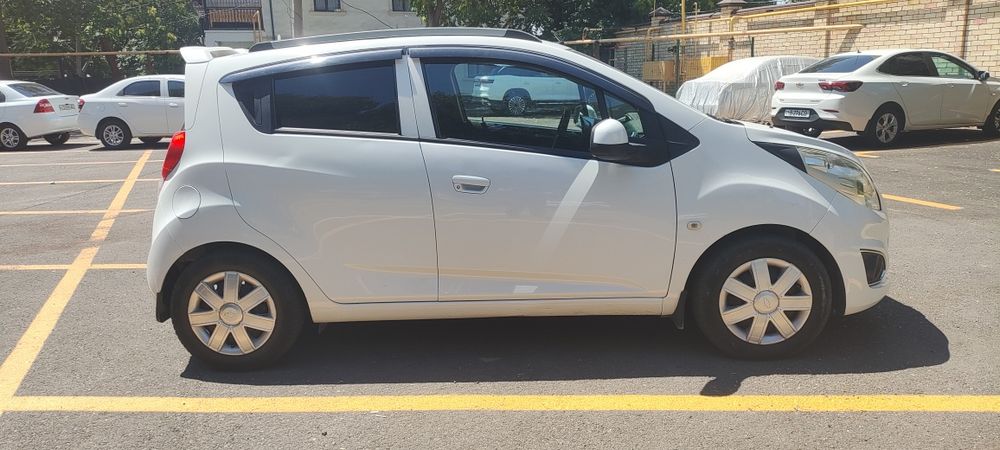 Spark A/T 2019 , 180.000 пробег, Метан
