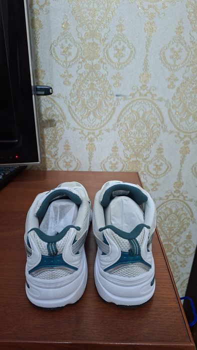 Кроссовки new balance размер 40.5