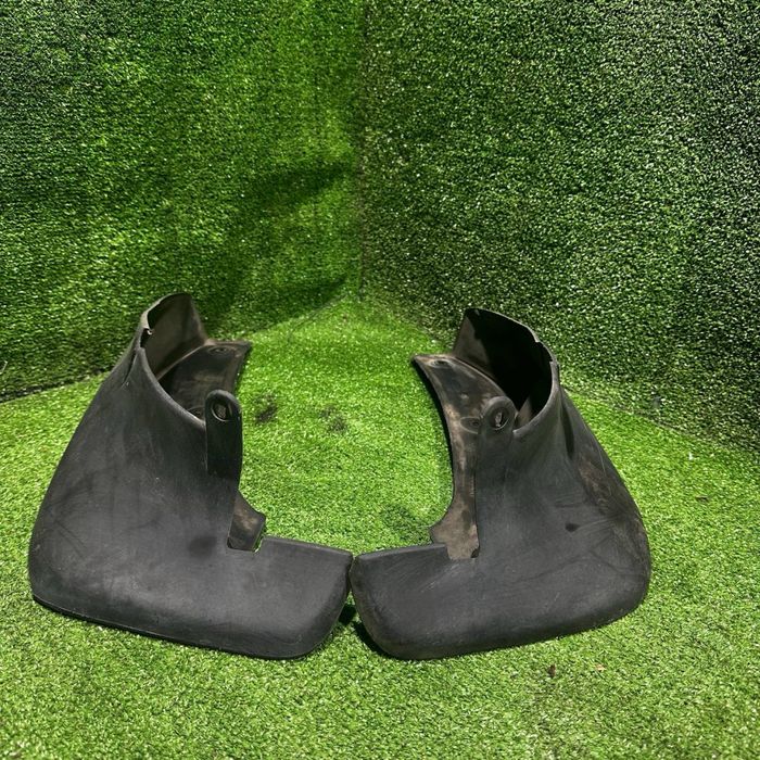 Бризгавик Lexus 300