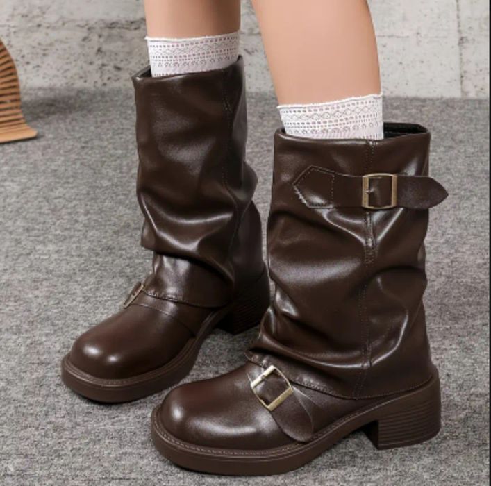 Женские осенние сапоги