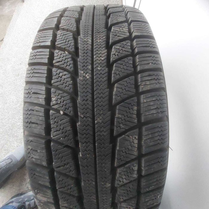 Чисто нови джипови гуми, 16”