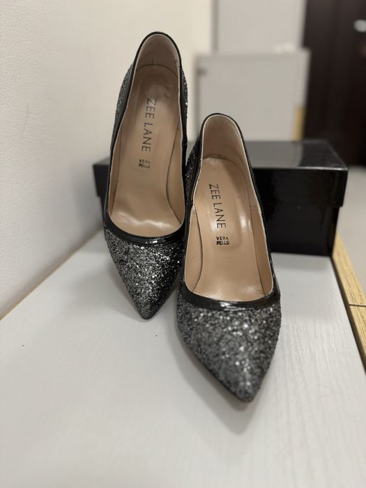 Официални дамски обувки Zee Lane