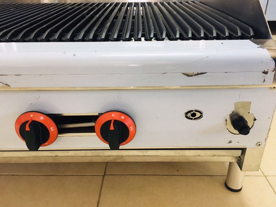 Скара газова Лава Рок Грил с Вулканичен камък 120см.със защита