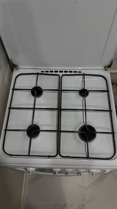 Срочно продам газплиту GEFEST