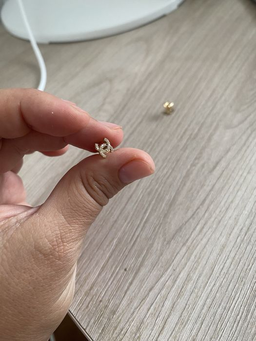Серьги гвоздики Chanel