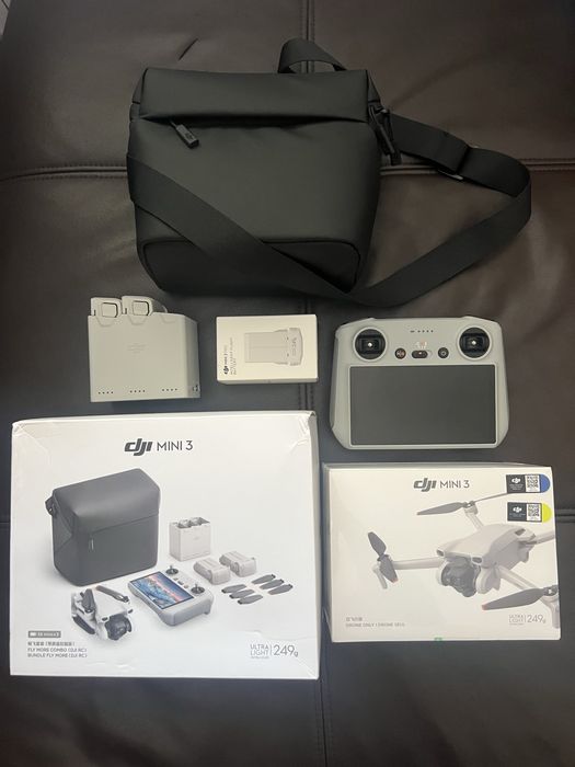 DJI mini 3 fly more combo sigilată