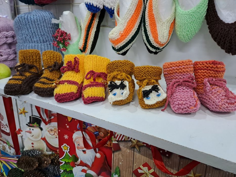 Продам пинетки ручной работы.