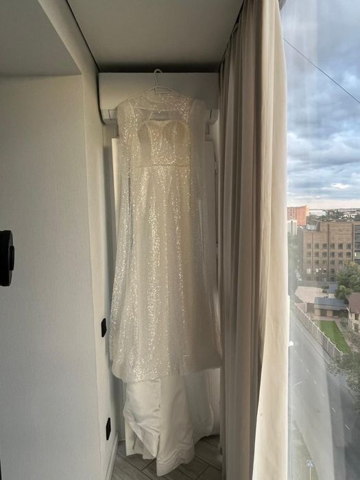 Продам свадебное платье