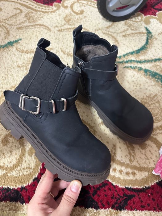 Ботинки на девочку