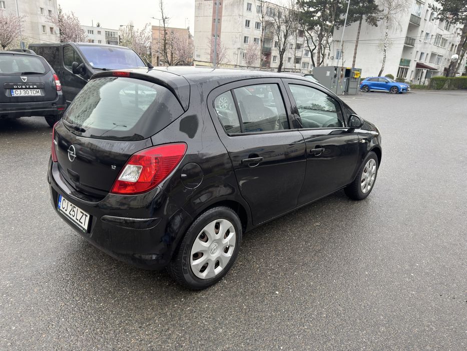 Vând Opel Corsa D