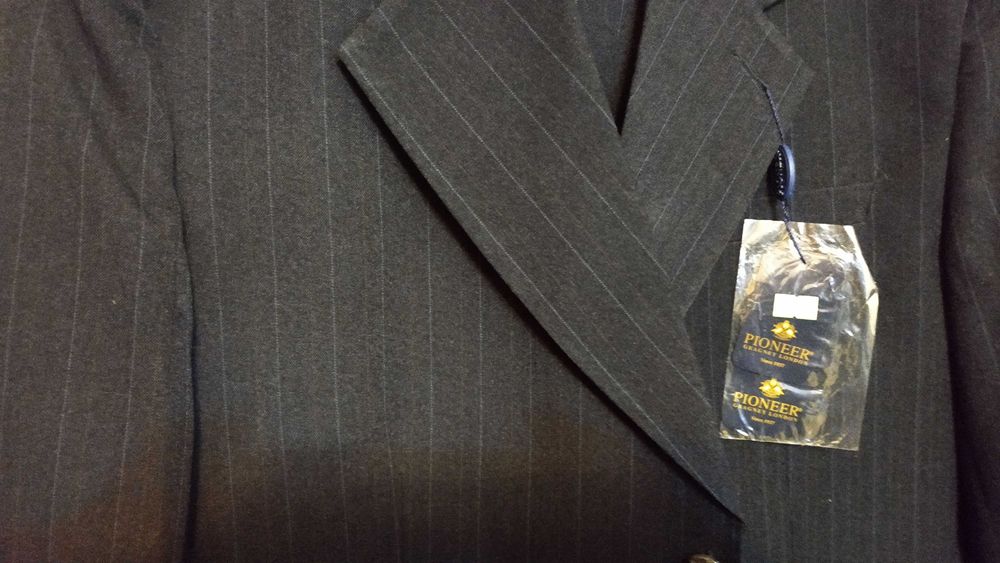 Костюм мужской ,двойка. Фирмы "PIONER" Германия.