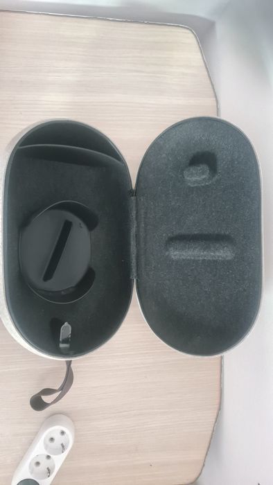 Vand Oculus Quest 2, conditie perfecta,folosit ocazional,extra baterie