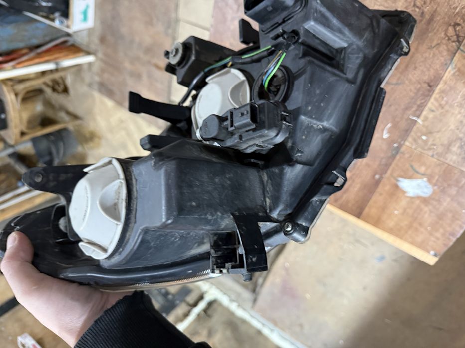 Фара веста левая оригинал киржач