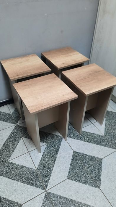 Продам новые табуретки
