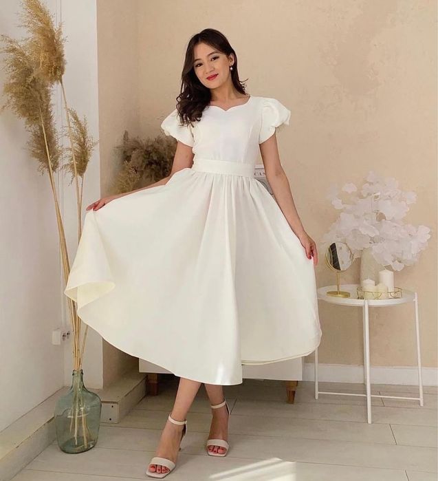 Платье белый новая