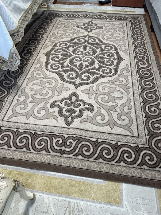 Продам ковер 2/3