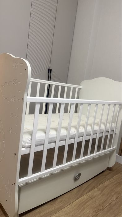 Детская кровать Babyton с матрасом