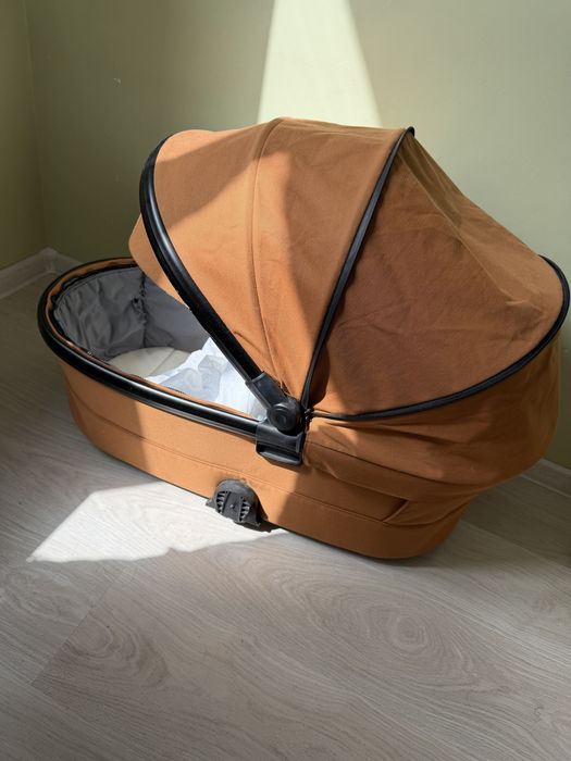Продам коляску anex Type 2в1