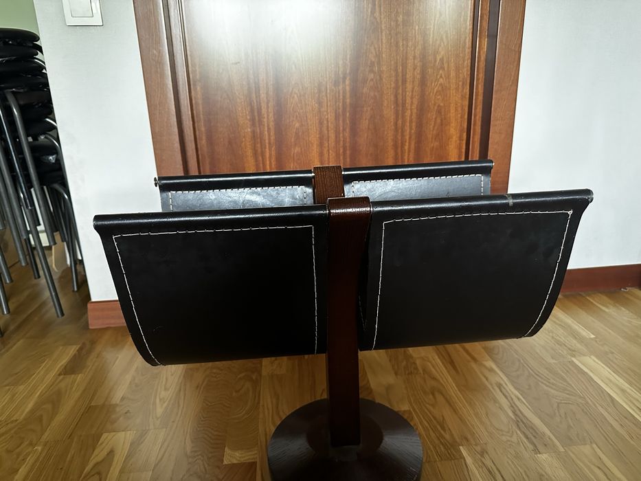 Подставка для газет бу