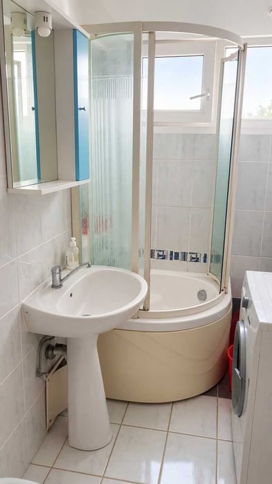 Apartament 2 cam. in Astra (Saturn), bloc izolat + loc de parcare inclus