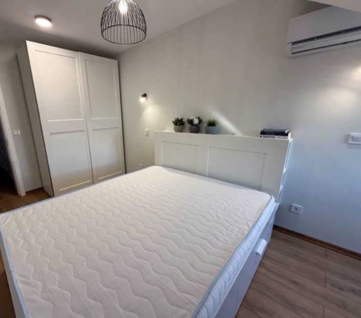 Дава се под наем Многостаен апартамент в София, Редута - 112 кв.м за 996.03 € - Снимка #4