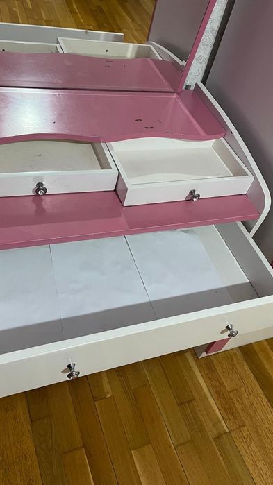 Мебель для девушки