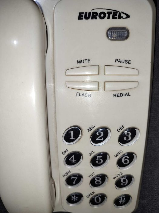 Телефон кнопочный домашний