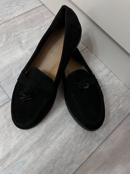 Аяқ киім почти новый