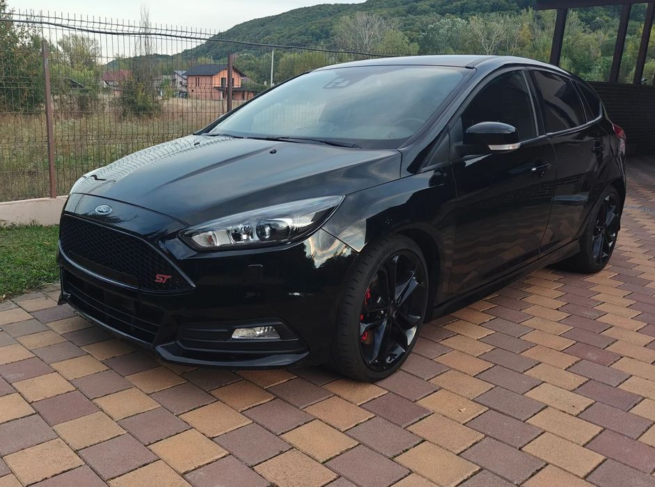 Ford Focus Ford Focus ST 2.0 octombrie 2017, fara tuning