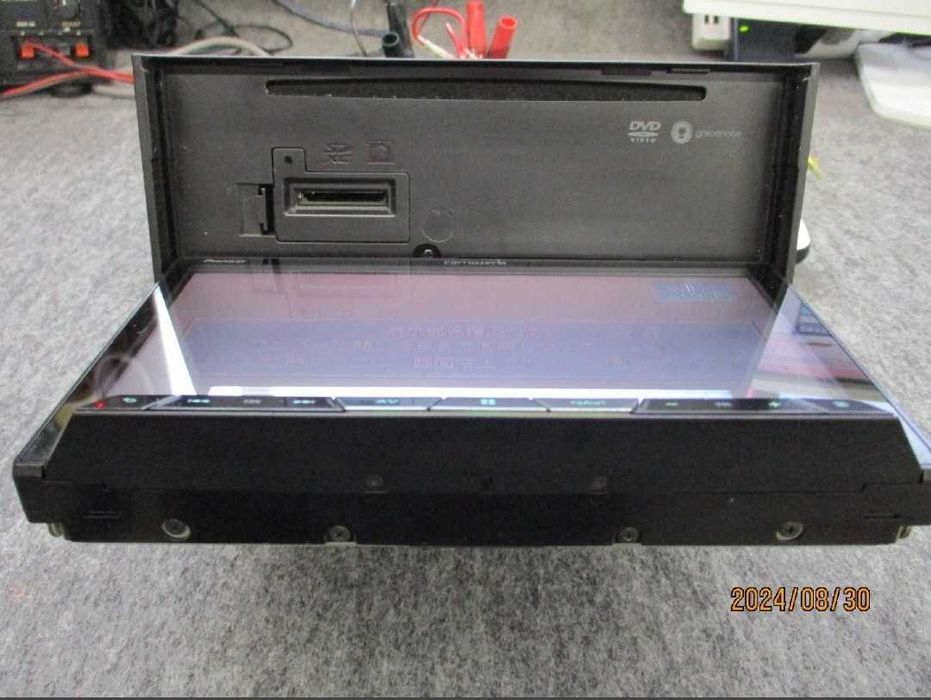 Carrozzeria monitor AVIC-CZ700