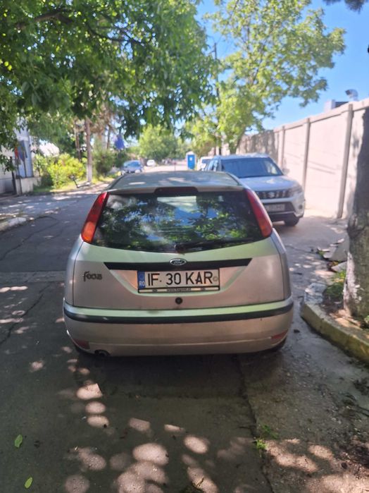 FORD Focus 2002 — imagine 3