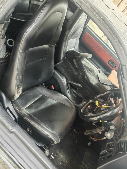 Toyota mr2.  Врати.калници.фарове.