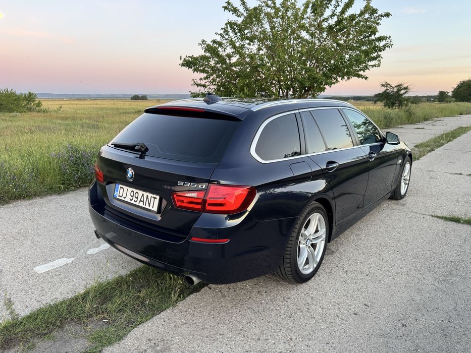 BMW 5 Series 2011 — imagine 4