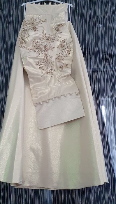 Rochii de seară cu corset