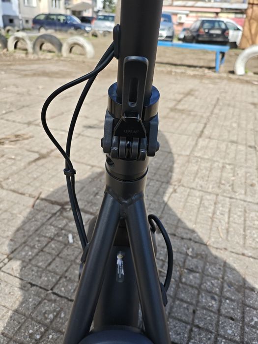 Електрическа тротинетка Segway-Ninebot F40 - В Отлично състояние