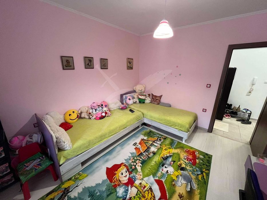 Продава се Тристаен апартамент в Пловдив, Остромила - 120 кв.м за 1500 €/кв.м - Снимка #10