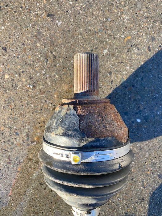 Planetara dreapta fata Volvo XC60 2009-2013 30783072 36012420