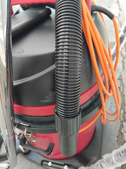 Прахосмукачка Wiper 3400W  със Два Мотора за Сухо Мокро Супер Силна
