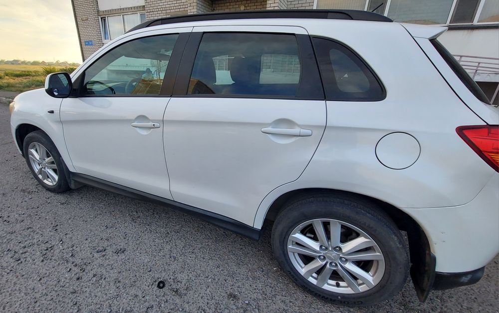 Mitsubishi ASX 2012г