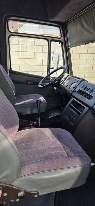 Мерседес бенц 709