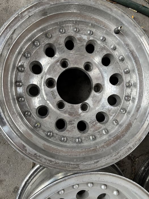 Диски 15 на паджеро