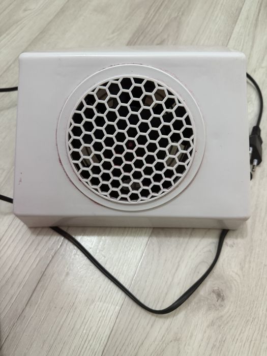 Вытяжка для маникюра