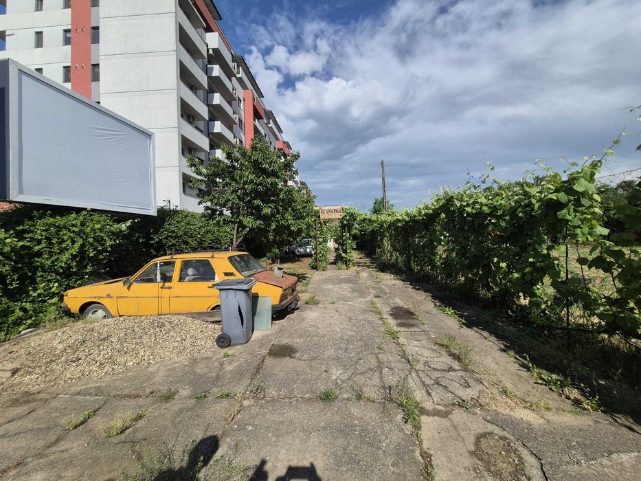 casa si teren de vanzare