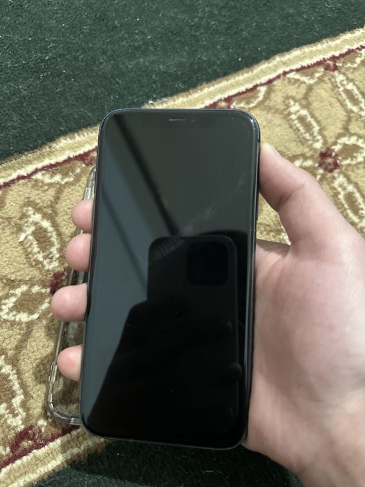 iPhone 11 с гарантией