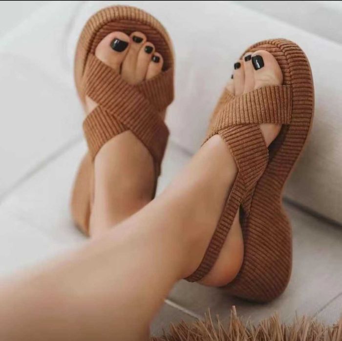 Женские сандали, новые