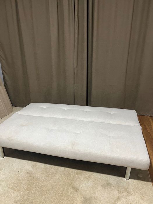 Малак разтегаем диван