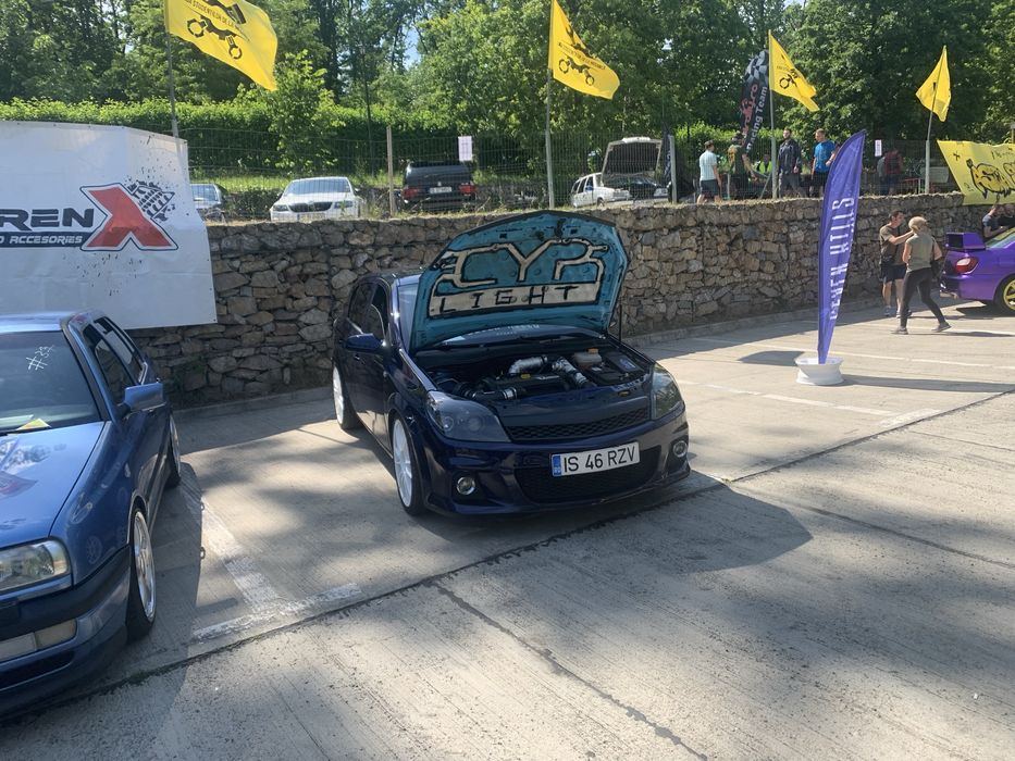 Opel Astra H 2.0 turbo 300 cai